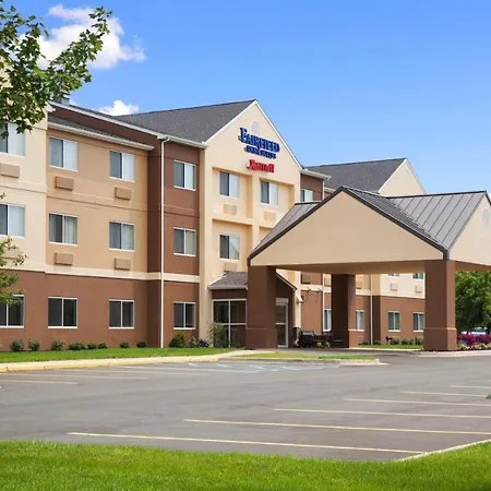 Fairfield Inn & Suites Lansing West